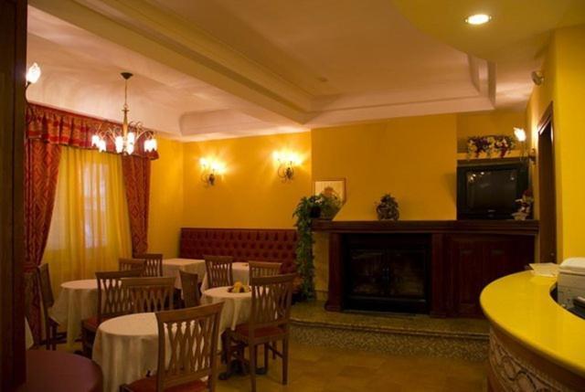Hotel Duca Di Calabria Serra San Bruno Exterior foto